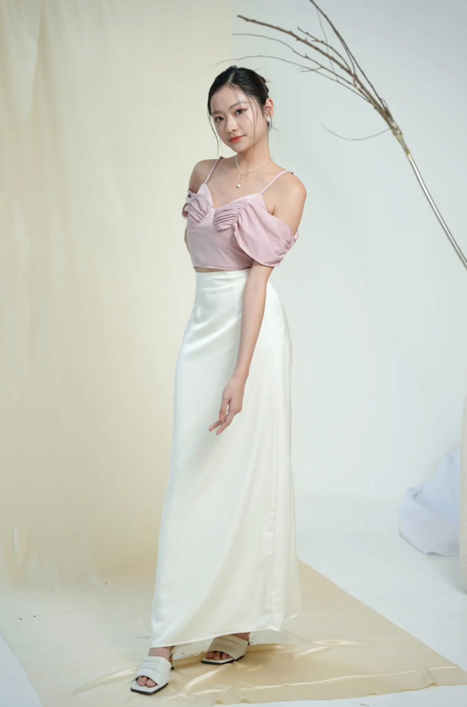 Room8008 Dinner Satin Long Skirt in White