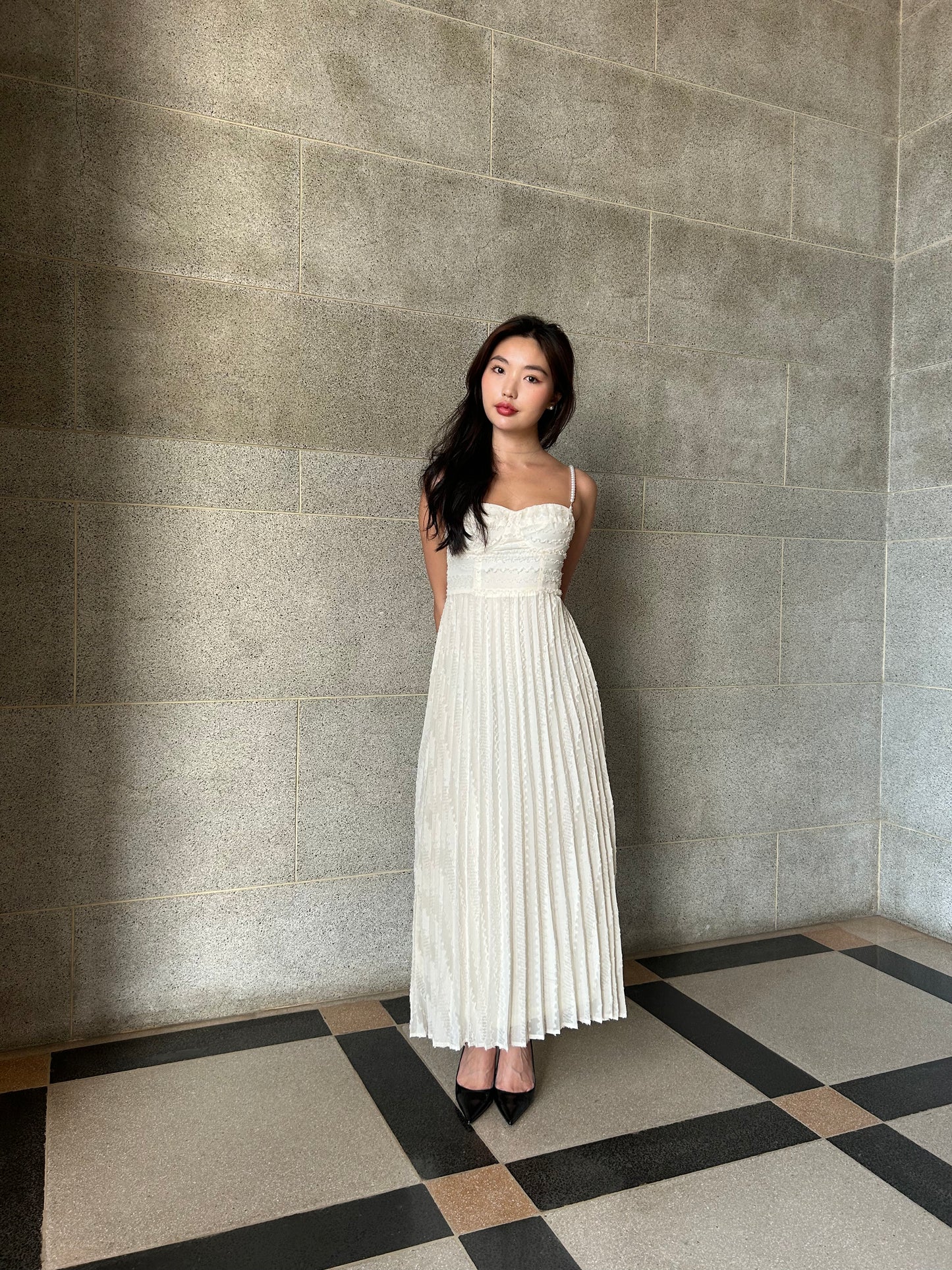 Joanna Pleated Dress in Cream