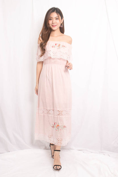 Shella Embroided Dress in Pink