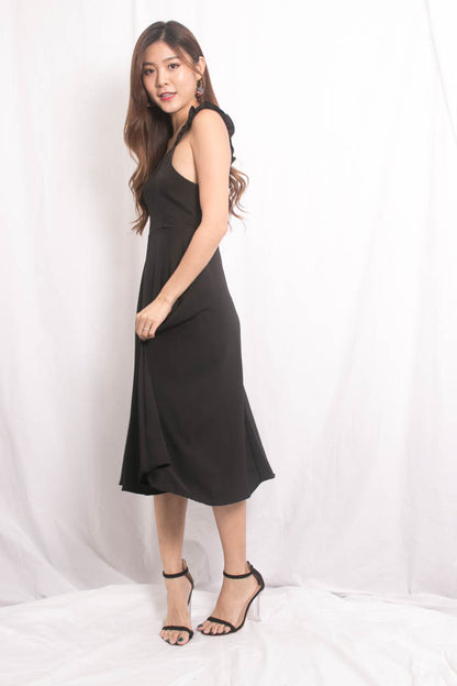 Maxia Cross Back Midi Dress in Black