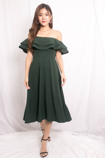 Lynda Flutter Off Shoulder Dress in Green