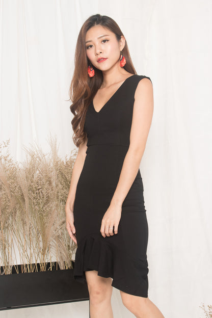 Tiara Mermaid Dress in Black