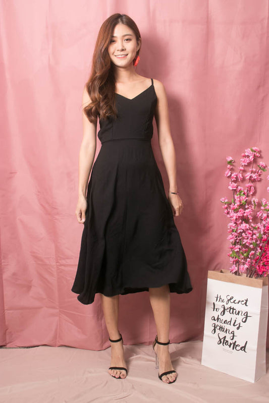 Veron Ribbon Back Midi Dress in Black