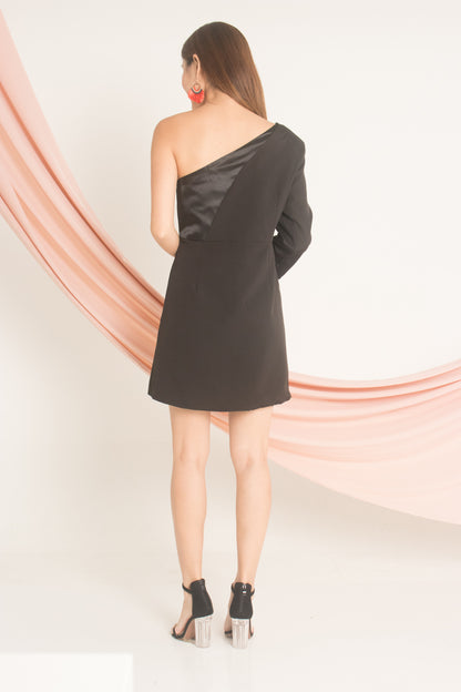 Aleda Toga Dress in Black